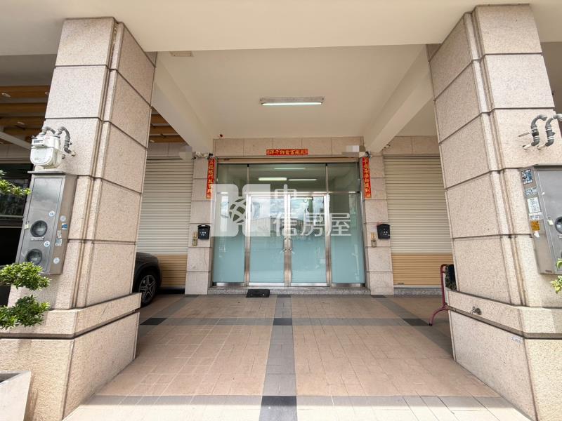 成功塗城商圈震後臨路透店房屋室內格局與周邊環境