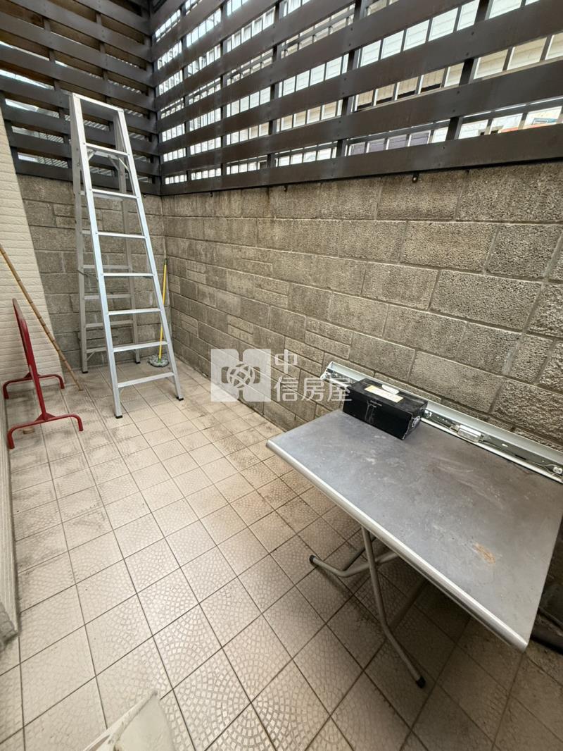 成功塗城商圈震後臨路透店房屋室內格局與周邊環境