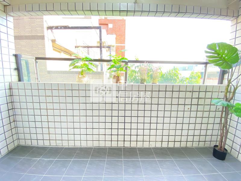 中科世貿公園旁全新整理3房平車房屋室內格局與周邊環境