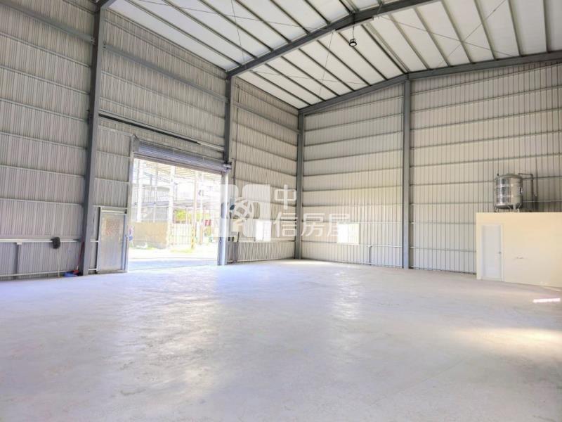 臨華鳳特區全新廠房都內農地房屋室內格局與周邊環境