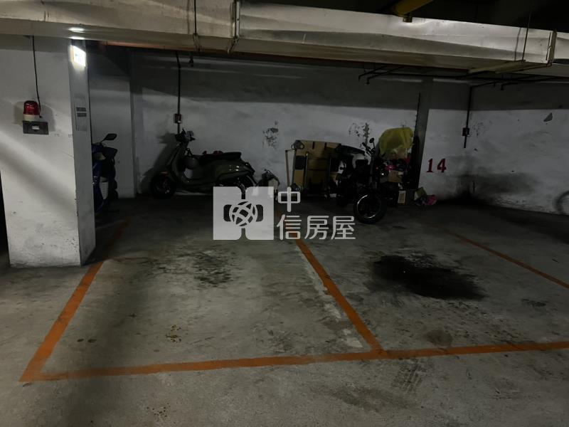 文平路吃市樓店B房屋室內格局與周邊環境