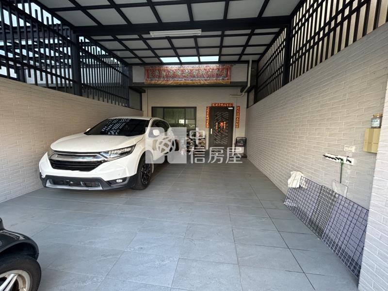 南科旁大雙車墅電梯豪邸房屋室內格局與周邊環境