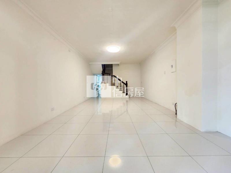 榮興商圈魯班造鎮金店面房屋室內格局與周邊環境