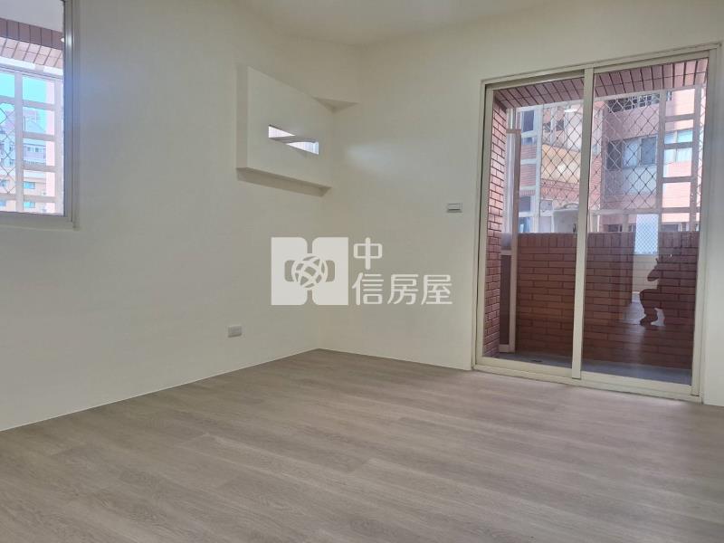 【奔馳】藝文特區百川綠晶四房車房屋室內格局與周邊環境