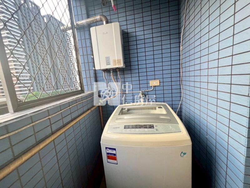 航空VISA兩房車房屋室內格局與周邊環境