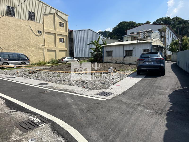 石岡三角窗方正建地房屋室內格局與周邊環境