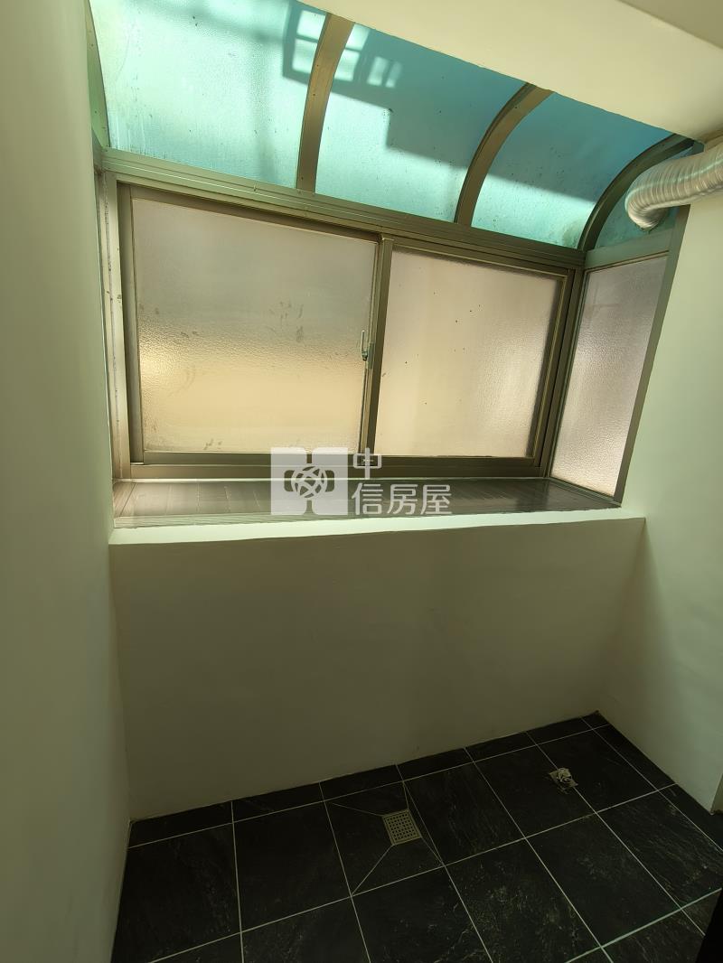 忠福全新整理電梯美3房房屋室內格局與周邊環境