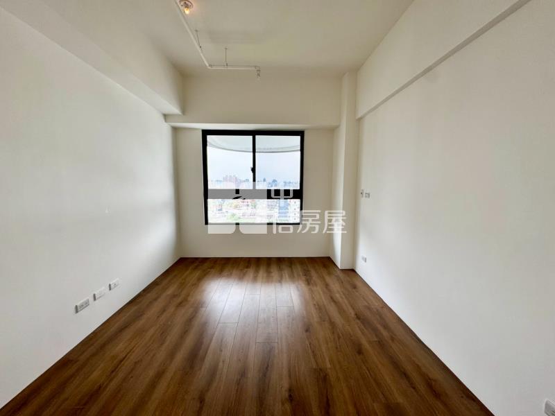 U雋視野三房平車房屋室內格局與周邊環境