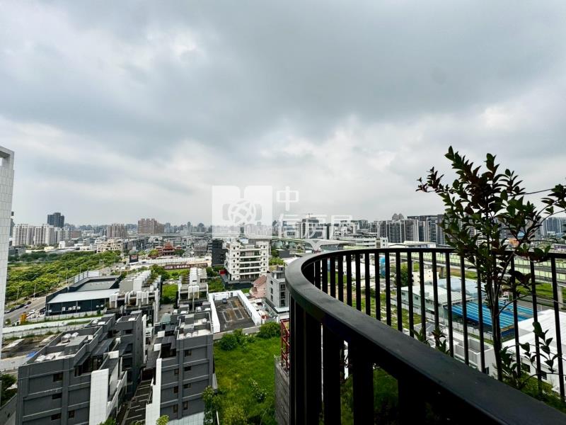 U雋視野三房平車房屋室內格局與周邊環境