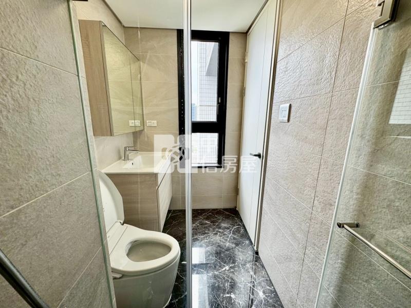 U雋視野三房平車房屋室內格局與周邊環境