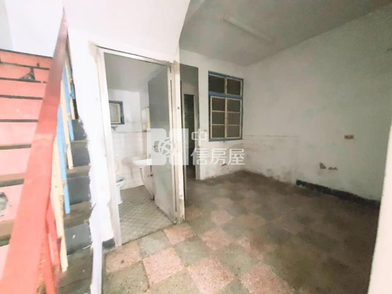 聯和街便宜透天房屋室內格局與周邊環境