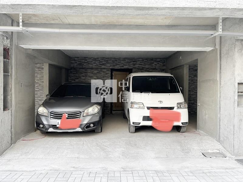 善化東勢寮全新5樓電梯雙車墅房屋室內格局與周邊環境