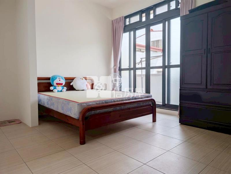 草屯陽明山雙併透天別墅房屋室內格局與周邊環境