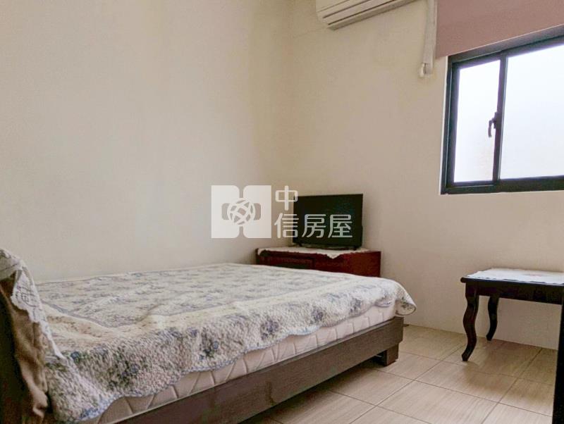 草屯陽明山雙併透天別墅房屋室內格局與周邊環境