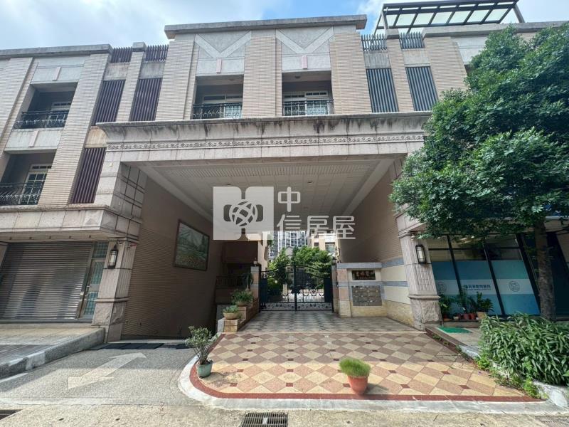 過嶺吉祥墅四車位店住房屋室內格局與周邊環境