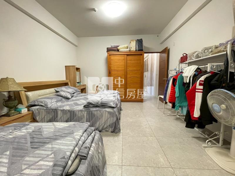 登輝路店面別墅房屋室內格局與周邊環境