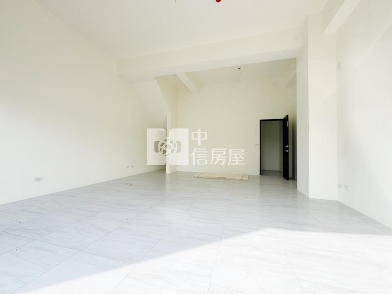 烏日全新完工別墅B2房屋室內格局與周邊環境