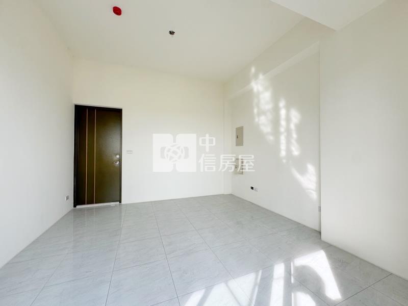 烏日全新完工別墅B2房屋室內格局與周邊環境
