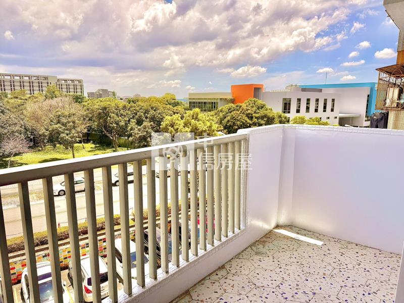 勤益科大.面公園3房樹海戶房屋室內格局與周邊環境