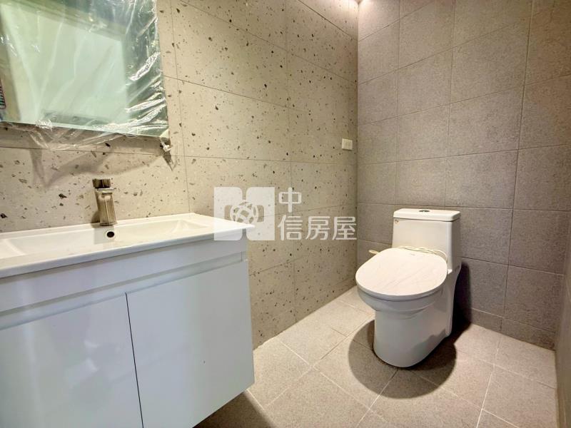 勤益科大.面公園3房樹海戶房屋室內格局與周邊環境