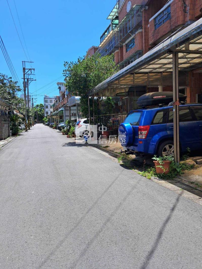 龍科旁前院車庫別墅房屋室內格局與周邊環境