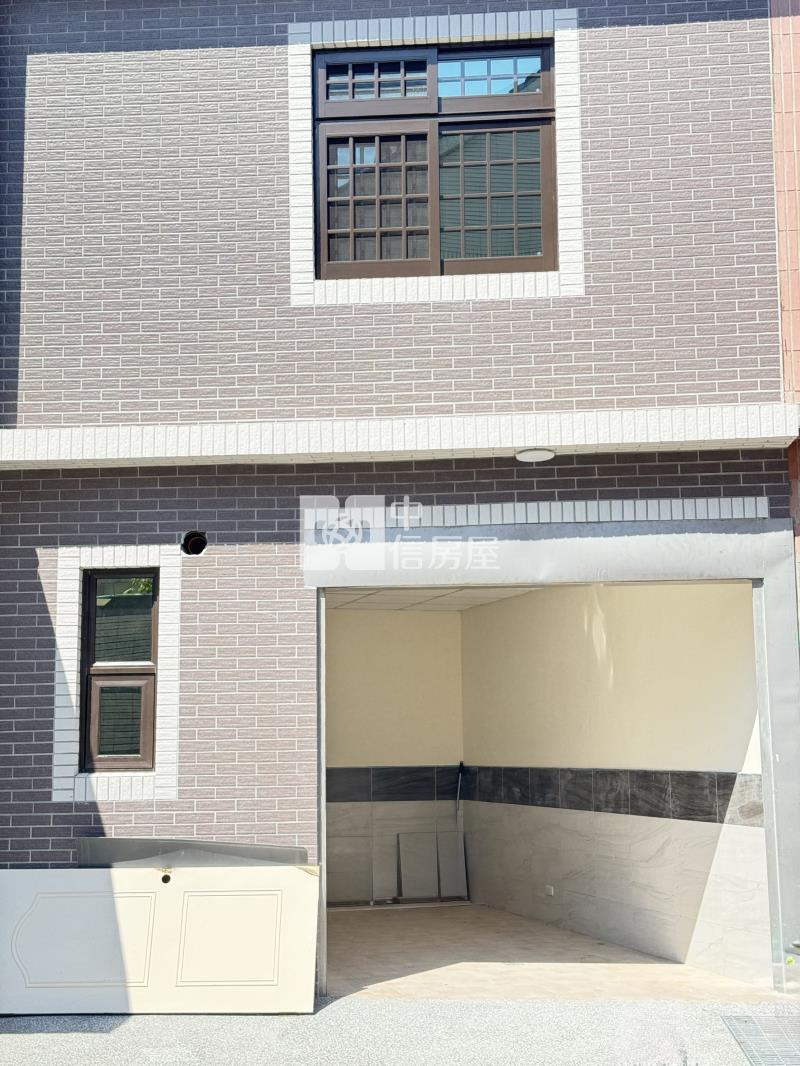 【奔馳】大竹翻新透天房屋室內格局與周邊環境
