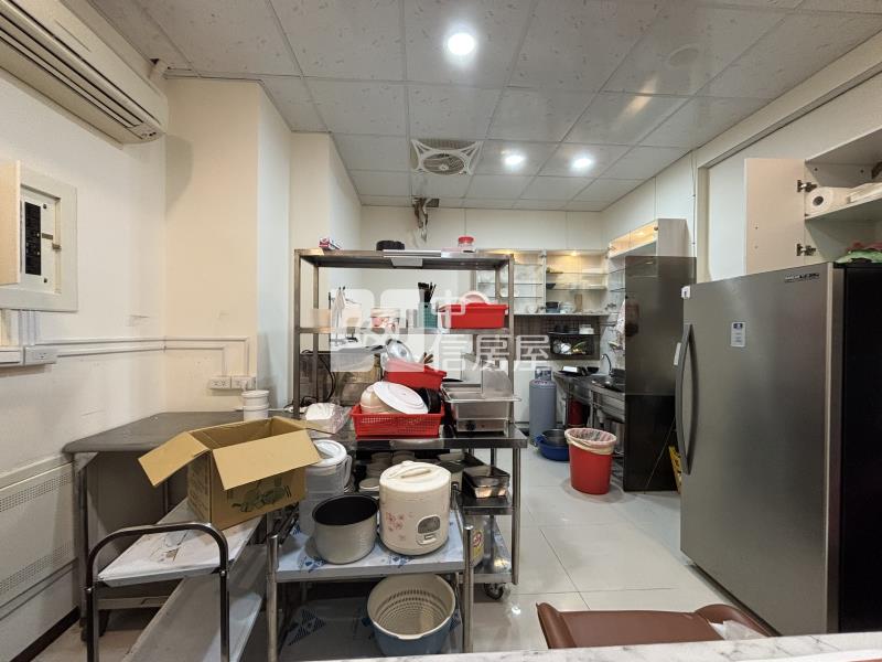 龍鳳一品店面房屋室內格局與周邊環境