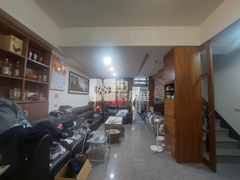 中壢區近過嶺商圈(松義三街)四台車透天店面房屋室內格局與周邊環境