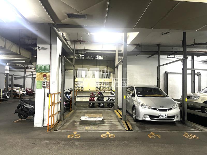樹孝傳奇三房車位房屋室內格局與周邊環境