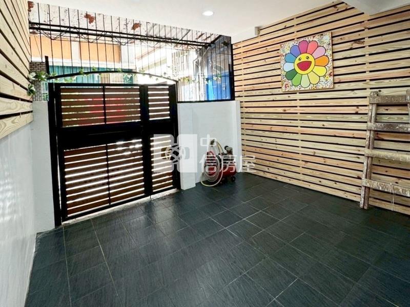 誠品生活商圈裝修1F寓房屋室內格局與周邊環境