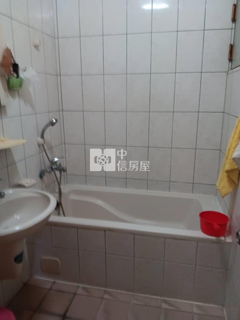 屏市北帝國大樓房屋室內格局與周邊環境
