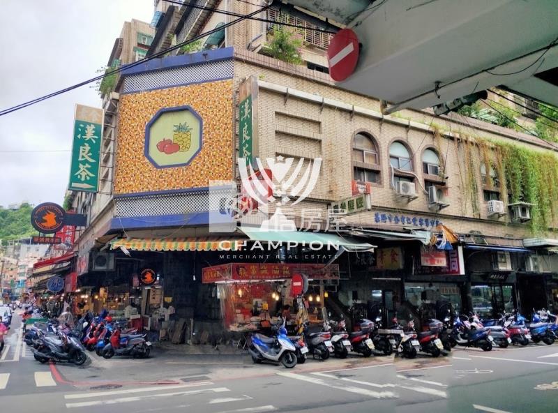 【冠軍】廟口愛一路金店面房屋室內格局與周邊環境