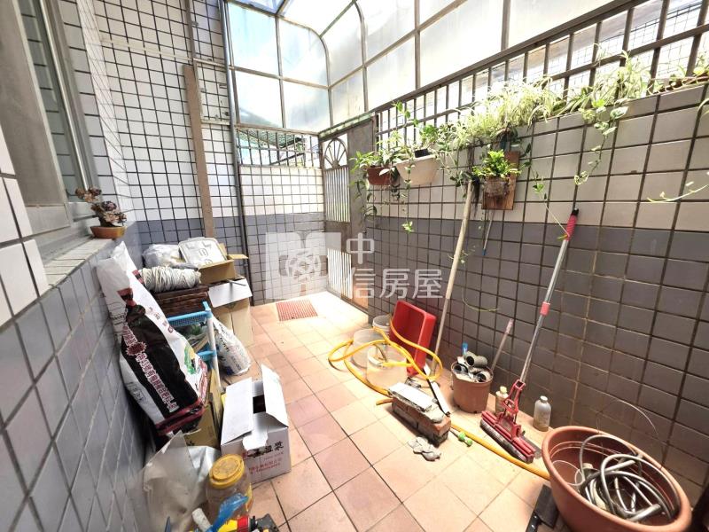 【奔馳】大園~近61快速道路透天房屋室內格局與周邊環境