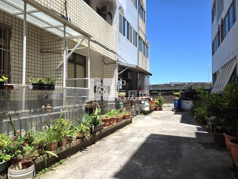 【奔馳】大園~近61快速道路透天房屋室內格局與周邊環境