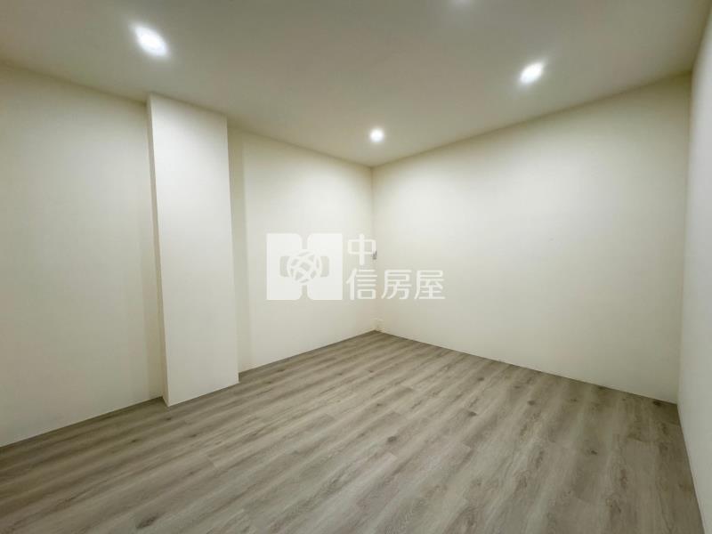 【冠軍】市中心精美三房房屋室內格局與周邊環境