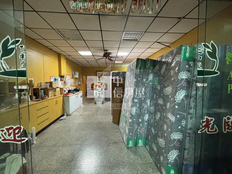 屏東房屋-千禧公園黃金透天房屋室內格局與周邊環境