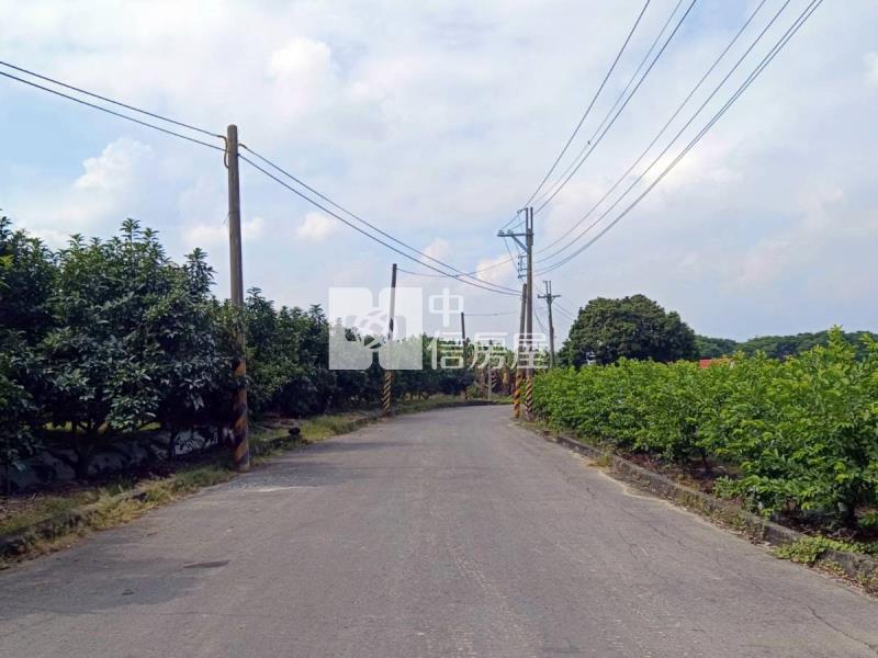 玉井平坦農地D房屋室內格局與周邊環境