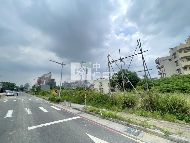 北屯14期正榮德路 玉帶環腰建地-住一之一房屋室內格局與周邊環境