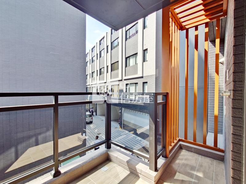 烏日全新店墅S2房屋室內格局與周邊環境