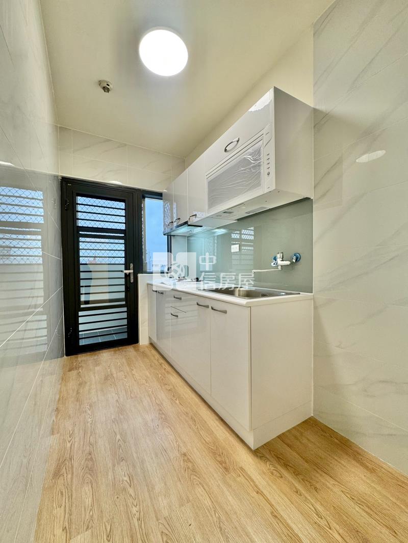 學區旁成家美三房房屋室內格局與周邊環境