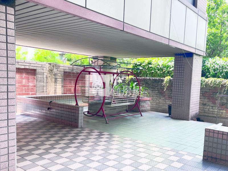 台中豪景3房車位房屋室內格局與周邊環境