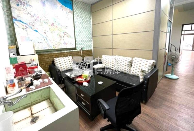 中壢青果市場臨路10米整新金透店房屋室內格局與周邊環境