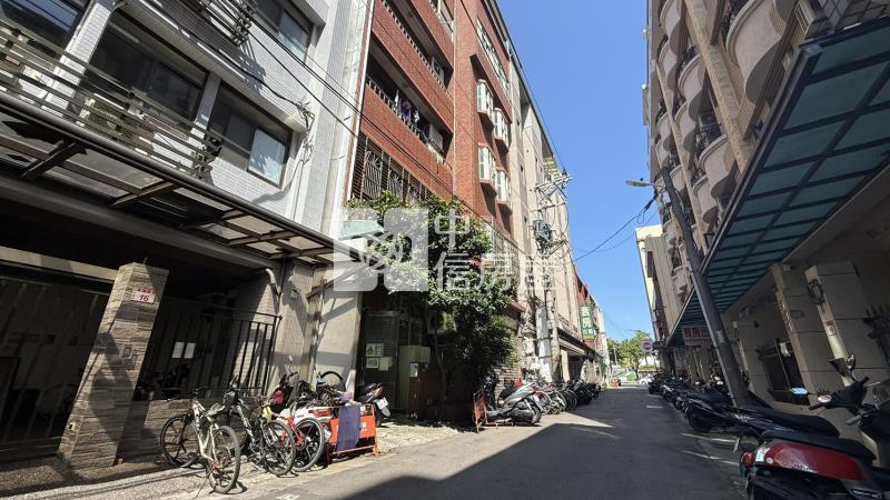 內壢工業區收租大地坪透天房屋室內格局與周邊環境