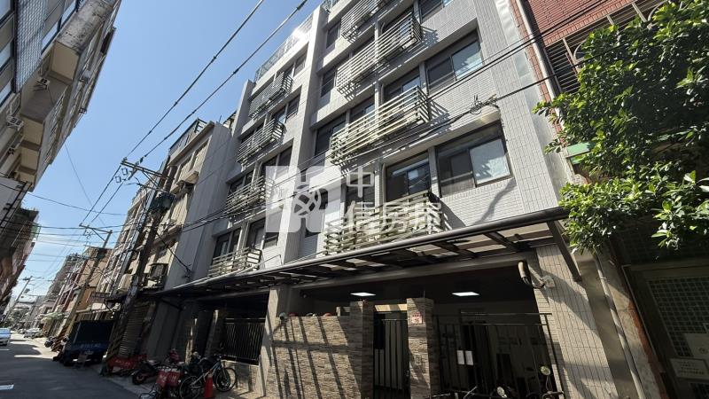 內壢工業區收租大地坪透天房屋室內格局與周邊環境
