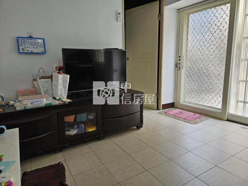 店住公寓1樓+2樓|近SOGO房屋室內格局與周邊環境