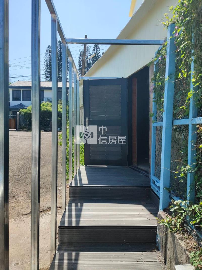 央大麒麟山莊大地坪鄰步道別墅房屋室內格局與周邊環境