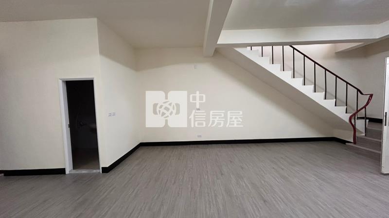 A1-109近大潤發舒心別墅房屋室內格局與周邊環境