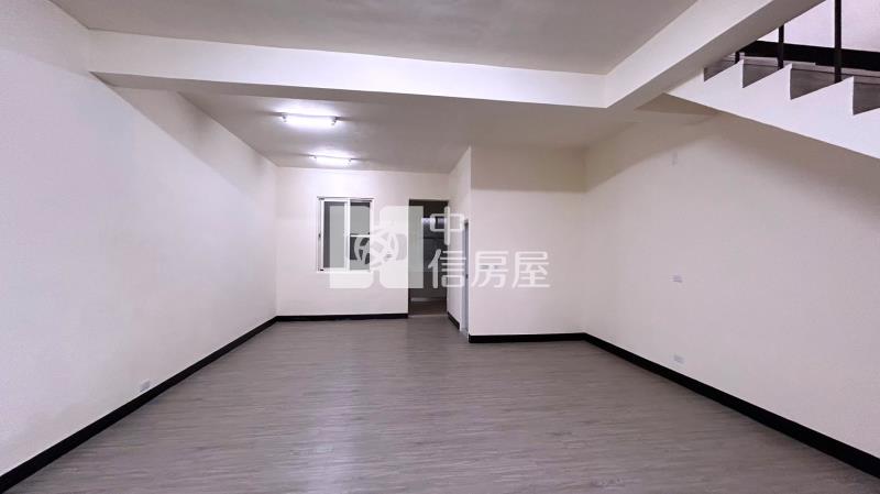 A1-109近大潤發舒心別墅房屋室內格局與周邊環境