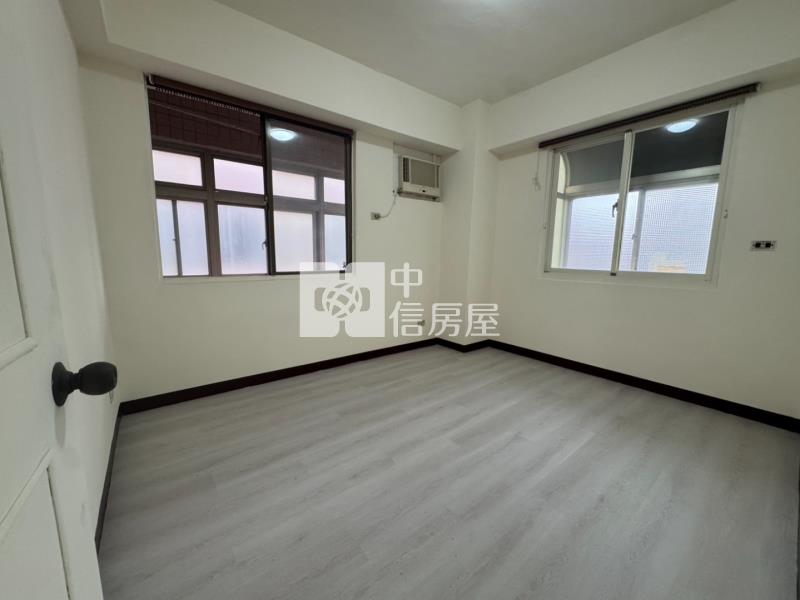 楊梅【國寶江山】低總價|漂亮三房|衛浴開窗|廚具更新房屋室內格局與周邊環境