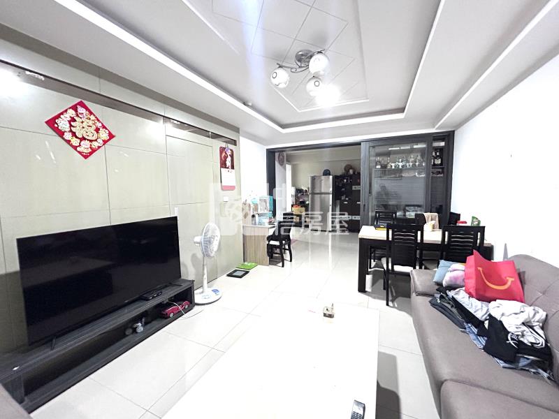 近草漯國小稀有電梯大三房房屋室內格局與周邊環境